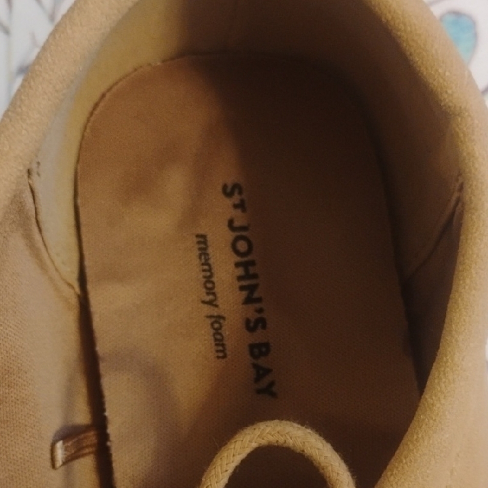 St. John's Bay Tan Women's Loafers Size 9.5 - Picture 2 of 6